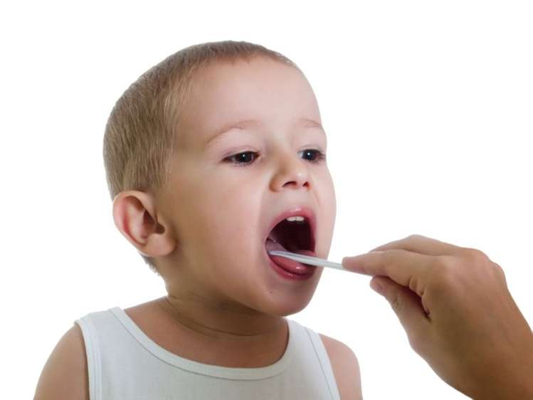 symptoms of tonsils टॉन्सिलाइटिस के लक्षण